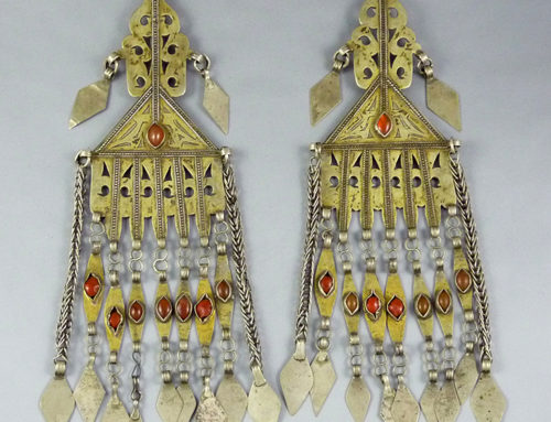 Old Turkoman gilded silver earrings “tenetschir”