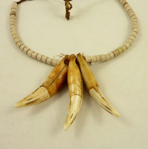 Lega necklace