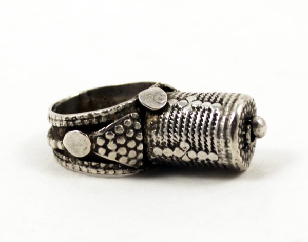 Yemen tower silver ring