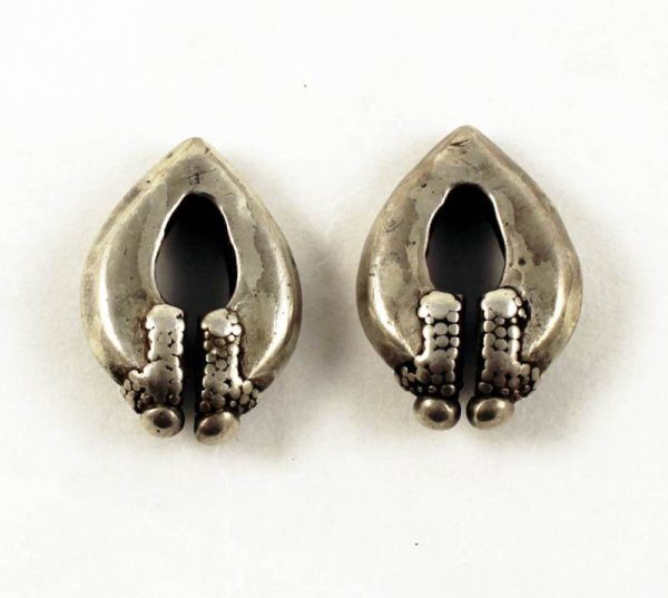 Flores silver earrings indonesia