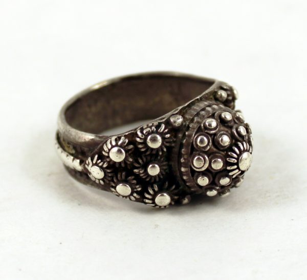 Silver yemen ring