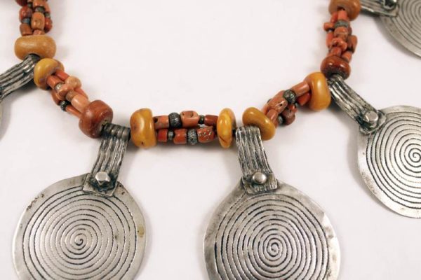 berber-amazigh-amber-necklace