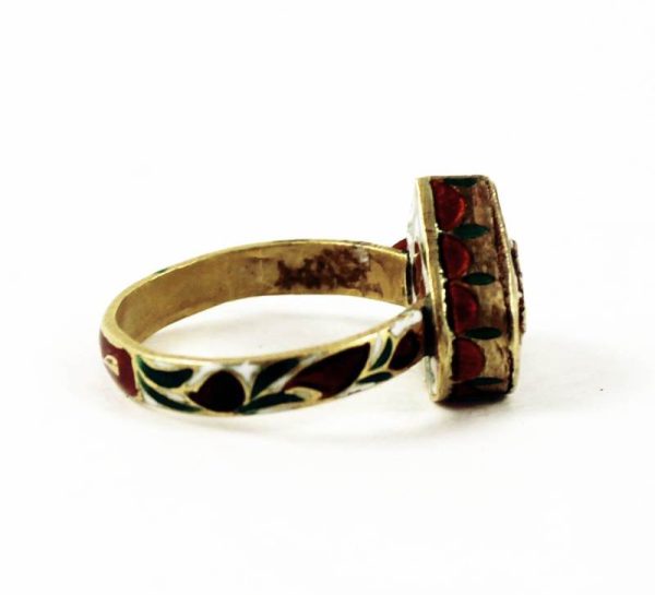 Indian-vintage-gold-ring