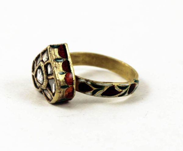 Indian-vintage-gold-ring