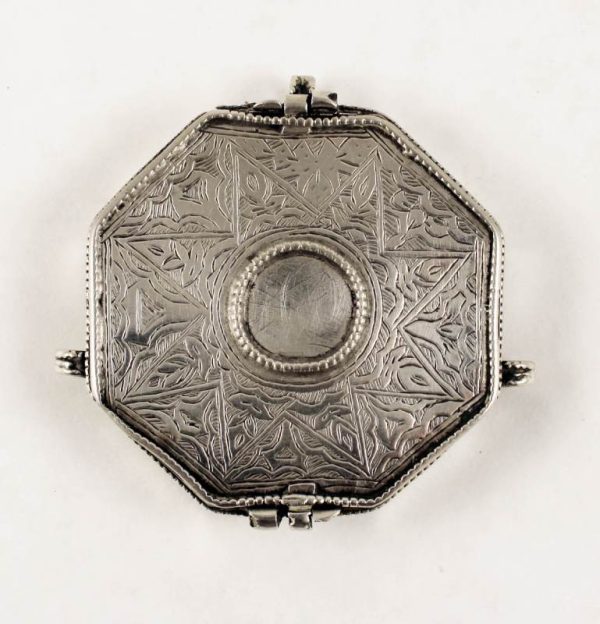 Middle eastern quoran silver box amulet