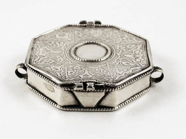 Middle eastern quoran silver box amulet